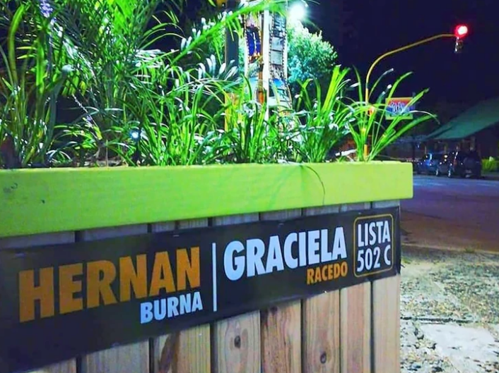 Candidatos sin afiches: ponen maceteros y canastos para la basura