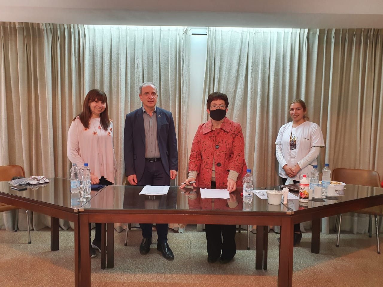 Convenio entre el CGCET y el Colegio de Bioquímicos de Tucumán: beneficio en los análisis COVID-19