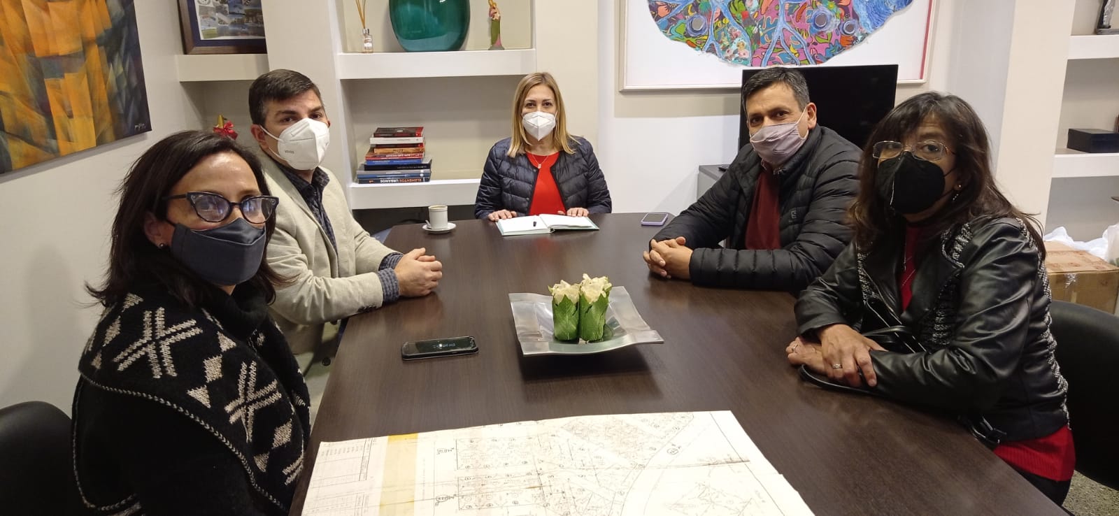 Reunión de la Mesa Directiva de nuestra Institución con la Diputada Ávila para avanzar con la regularización del Barrio FEPUT