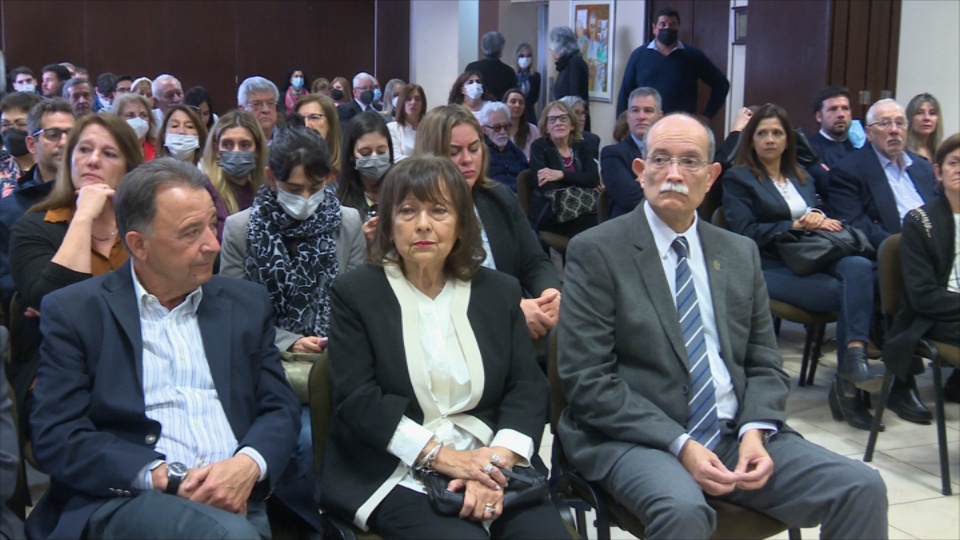 La FEPUT distinguió al Decano de la FACET como personalidad destacada 2022