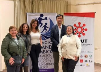 FEPUT fue parte de la charla “Mujeres en tiempos de Inteligencia Artificial”