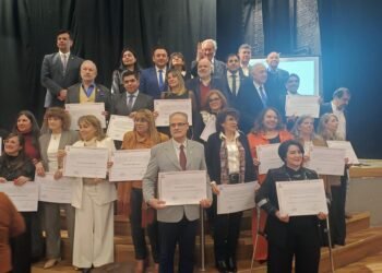 FEPUT celebró el Día del Profesional Universitario Argentino con un emotivo reconocimiento a referentes de 20 entidades
